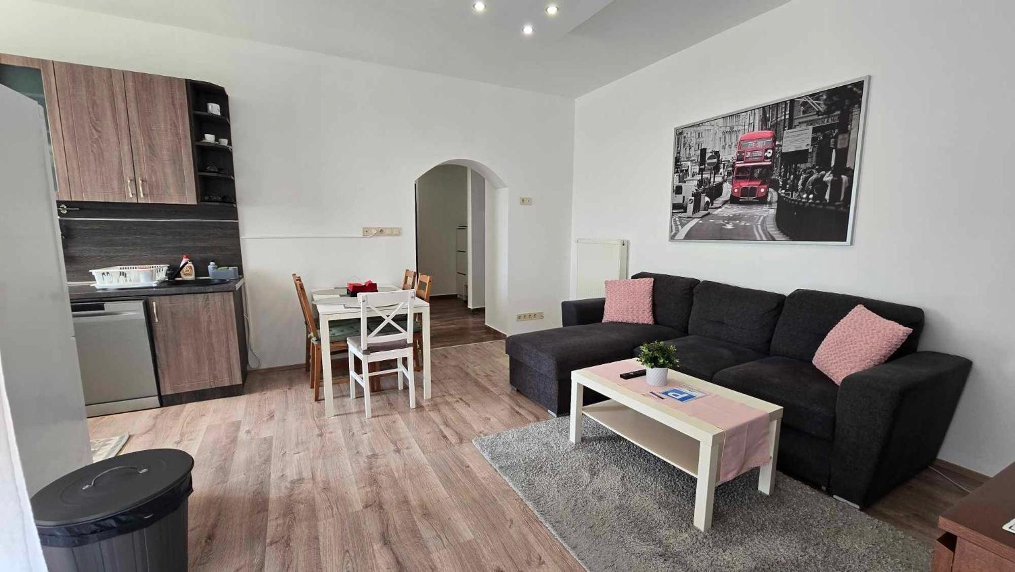 Aqua Apartman Tiszaujvaros Ngoại thất bức ảnh