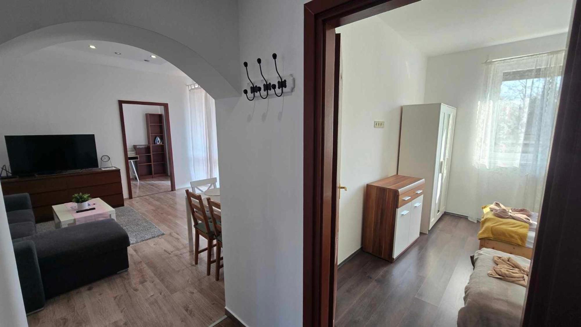 Aqua Apartman Tiszaujvaros Ngoại thất bức ảnh