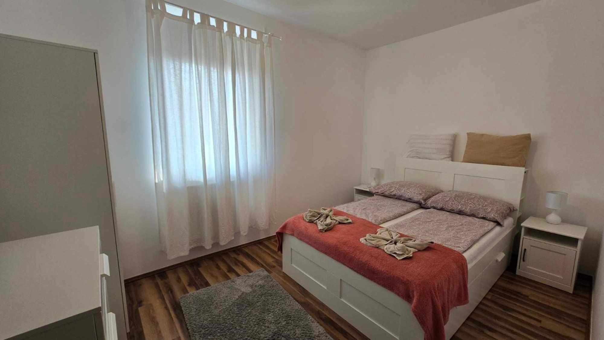 Aqua Apartman Tiszaujvaros Ngoại thất bức ảnh