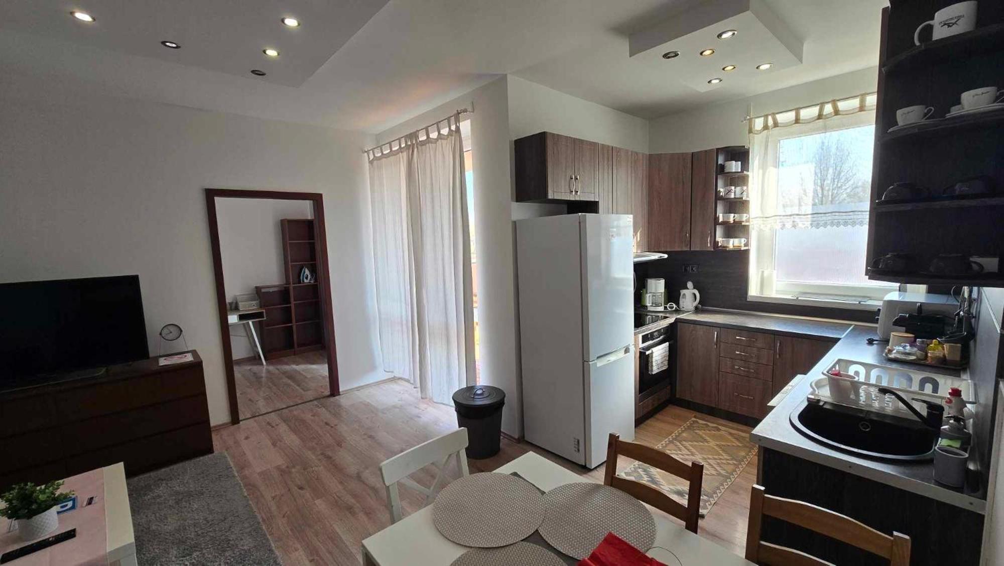 Aqua Apartman Tiszaujvaros Ngoại thất bức ảnh